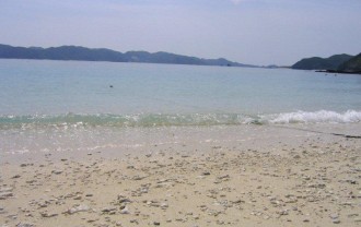座間味島４月のビーチ106_0668