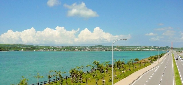 海中道路　沖縄本島
